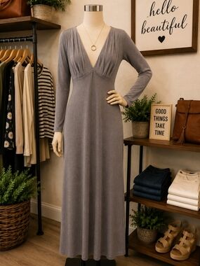 *wild fable Long Sleeve V-Neck Maxi Dress in Gray Pit 22 No Pockets
